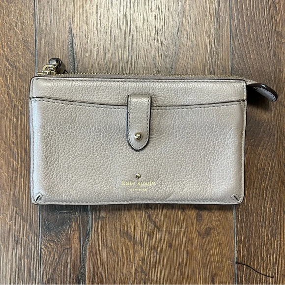 Kate spade taupe wallet - Picture 1 of 8